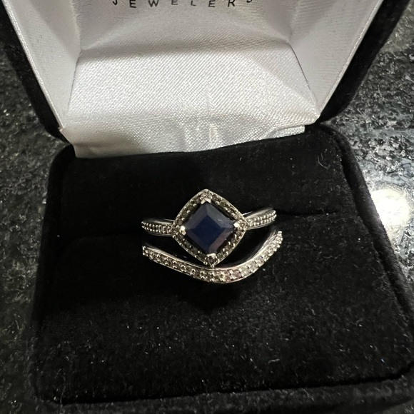 Blue sapphire & diamond bridal set - Picture 4 of 8
